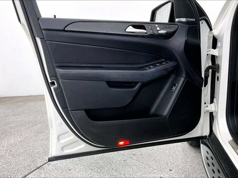 Used 2018 Mercedes-Benz GLE 43 AMG 4MATIC image 23