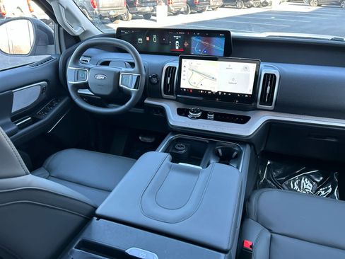 New 2026 Ford Expedition Max Active image 22