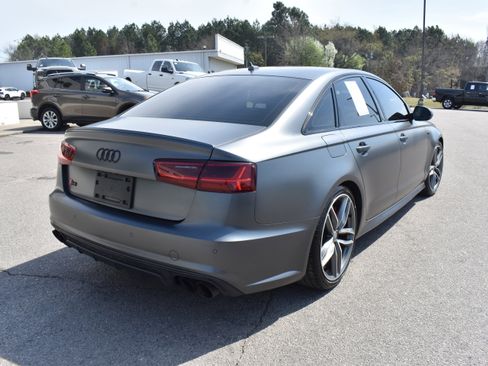 Used 2017 Audi S6 Prestige w/ S6 Sport Package image 9