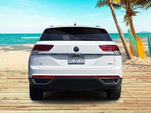 Used 2023 Volkswagen Atlas Cross Sport SE AWD/4WD image 5