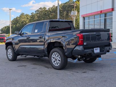 New 2025 Toyota Tacoma SR5