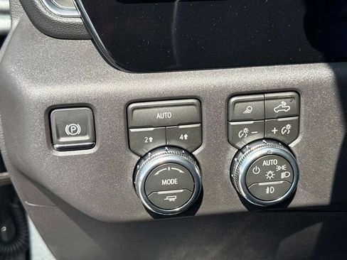 New 2026 GMC Sierra 1500 Elevation w/ Elevation Premium Package AWD/4WD image 25