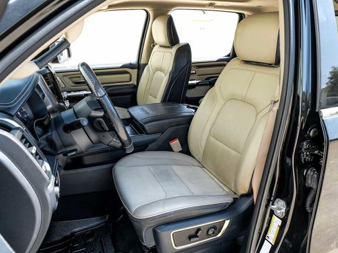 Used 2020 RAM 1500 Limited image 32