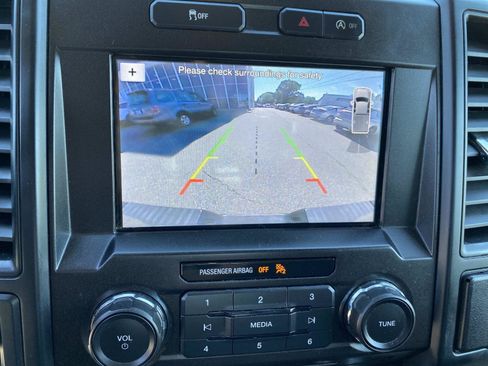 Used 2018 Ford F150 XL w/ Equipment Group 101A Mid AWD/4WD image 16