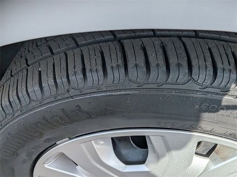 Used 2022 Ford Transit Connect XL image 11