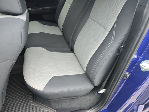 Used 2022 Toyota Tacoma TRD Off-Road image 20