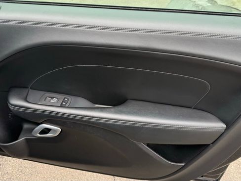 Used 2021 Dodge Challenger R/T w/ Plus Package image 15