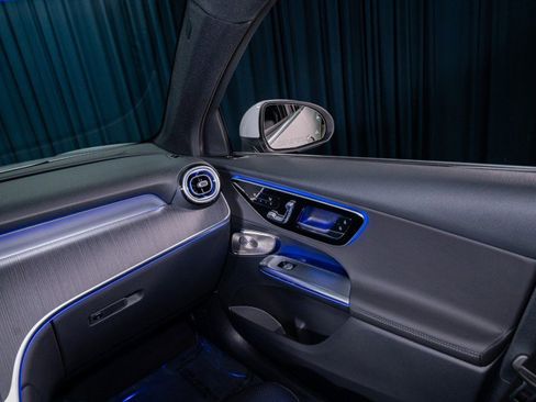 New 2026 Mercedes-Benz GLC 300 image 22