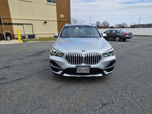Used 2021 BMW X1 xDrive28i w/ Convenience Package image 2