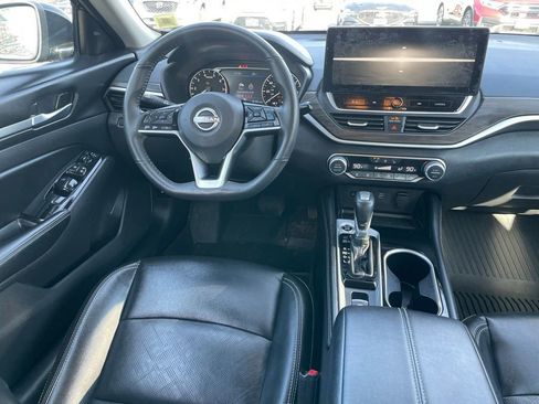 Certified 2025 Nissan Altima 2.5 SL AWD/4WD image 12