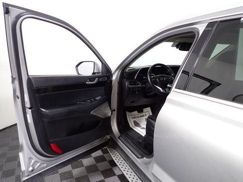 Used 2021 Hyundai Palisade Limited FWD image 21
