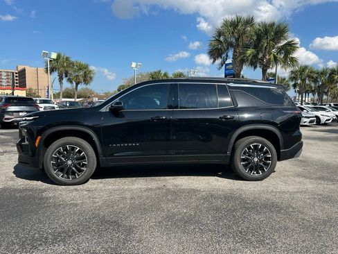 New 2026 Chevrolet Traverse LT w/ Sun and Wheel Package FWD image 4