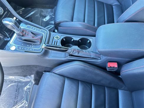 Used 2019 Volkswagen GTI Autobahn image 19