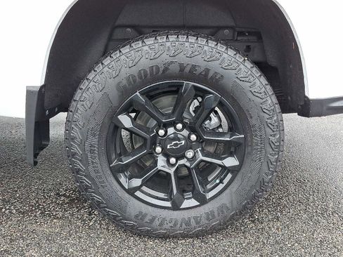 New 2025 Chevrolet Colorado Z71 w/ Midnight Edition image 7