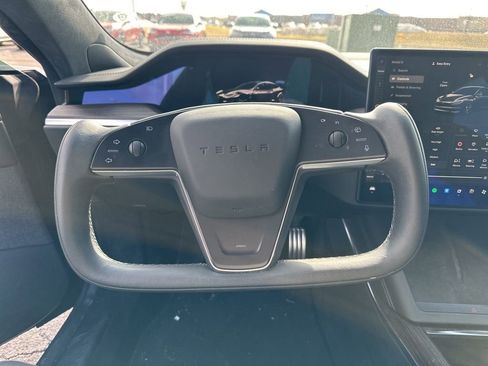 Used 2022 Tesla Model S image 21