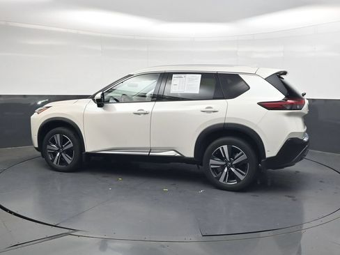 Used 2023 Nissan Rogue SL w/ SL Premium Package FWD image 8