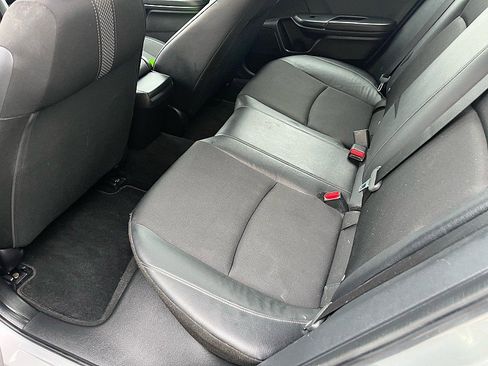 Used 2021 Honda Civic Sport image 15