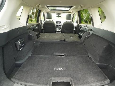 Used 2023 Nissan Rogue SL FWD image 31