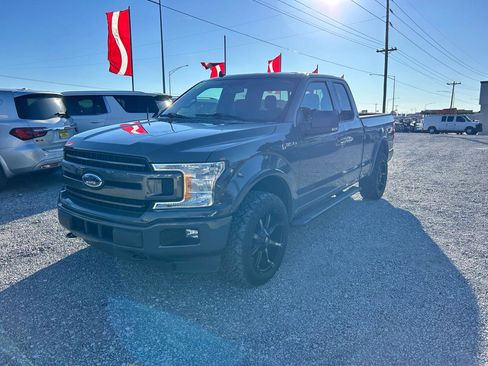 Used 2018 Ford F150 XLT w/ Equipment Group 302A Luxury image 18