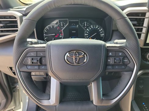 New 2026 Toyota Tundra SR5 AWD/4WD image 18