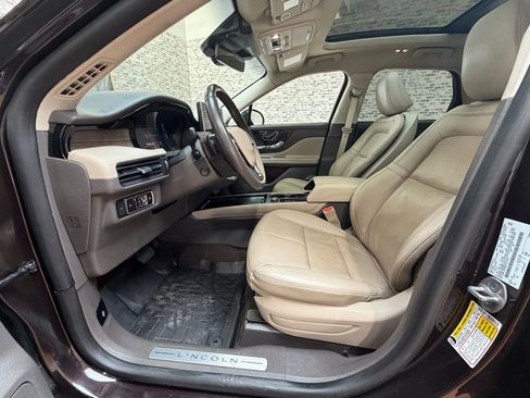 Used 2023 Lincoln Corsair Reserve w/ Equipment Group 202A image 19