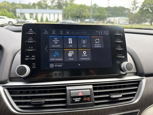 Used 2021 Honda Accord Touring image 10