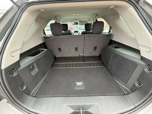 Used 2017 Chevrolet Equinox LS FWD image 24