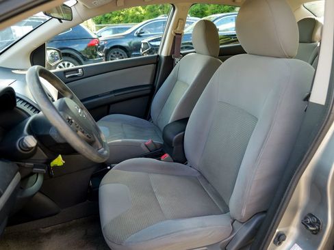 Used 2010 Nissan Sentra 2.0 S FWD image 9