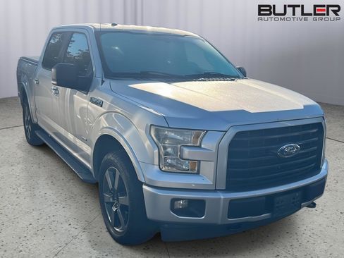 Used 2017 Ford F150 XLT w/ Equipment Group 302A Luxury image 6