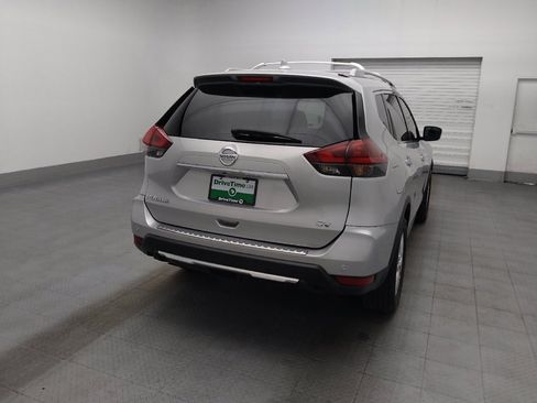 Used 2019 Nissan Rogue SV FWD image 7