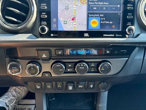 Used 2021 Toyota Tacoma TRD Pro AWD/4WD image 17