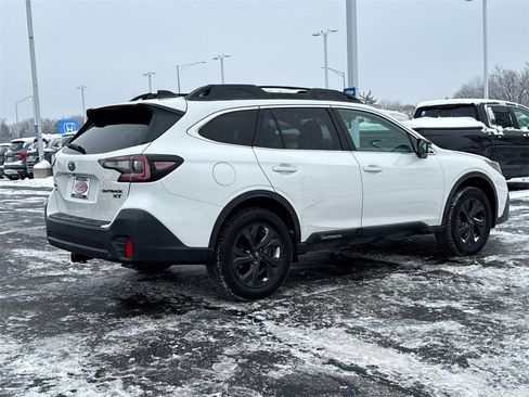 Used 2021 Subaru Outback Onyx Edition XT image 9