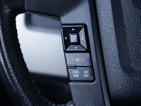 Used 2011 Ford F150 Raptor w/ Raptor Luxury Pkg image 21