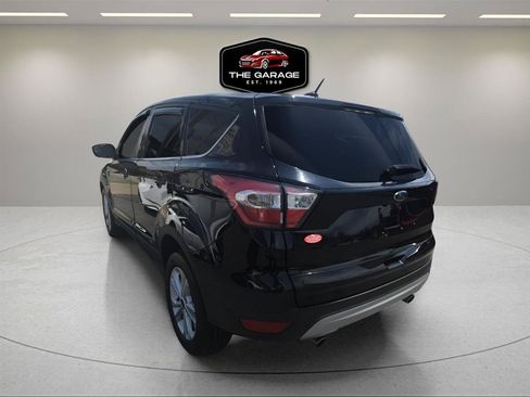 Used 2017 Ford Escape SE AWD/4WD image 4