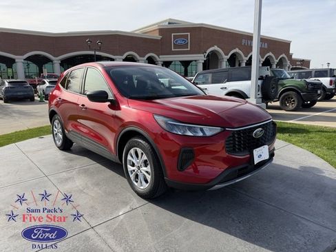 Certified 2025 Ford Escape Active w/ Tech Pack #1 image 1