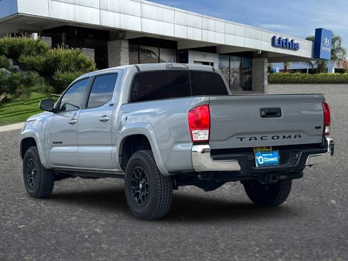 Used 2020 Toyota Tacoma SR5 w/ Blackout Package image 7