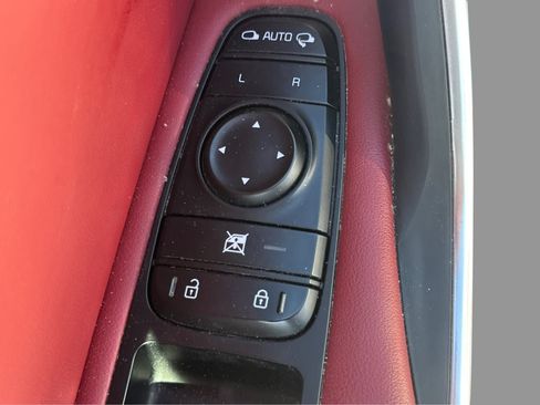 Used 2019 Kia Stinger GT2 AWD/4WD image 17