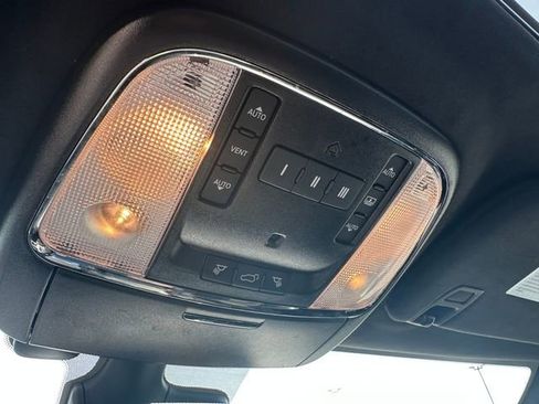 Used 2020 Jeep Grand Cherokee SRT AWD/4WD image 18