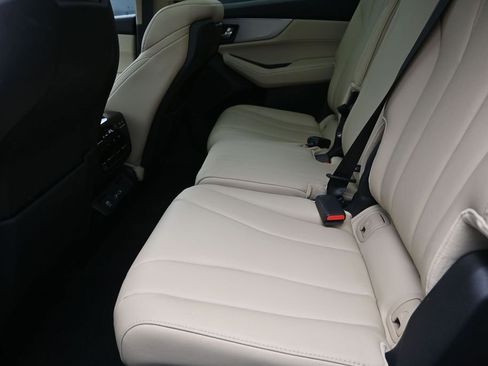 Used 2024 Acura MDX FWD image 16