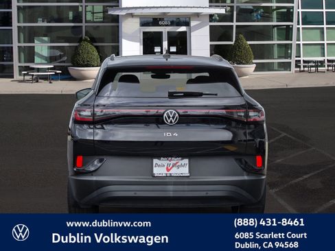 Used 2023 Volkswagen ID.4 Pro S image 5