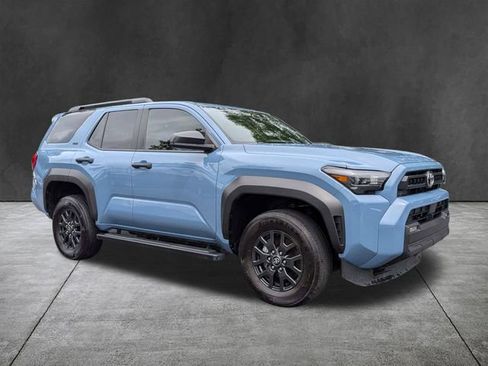Used 2025 Toyota 4Runner SR5 AWD/4WD image 2