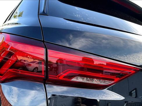 Used 2025 Audi Q3 2.0T Premium w/ Convenience Package AWD/4WD image 23