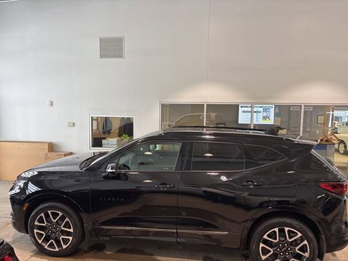 Certified 2023 Chevrolet Blazer RS w/ Driver Confidence II Package image 2