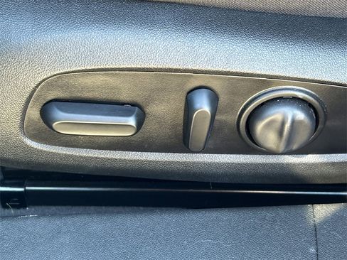 Used 2020 Chevrolet Malibu RS image 26