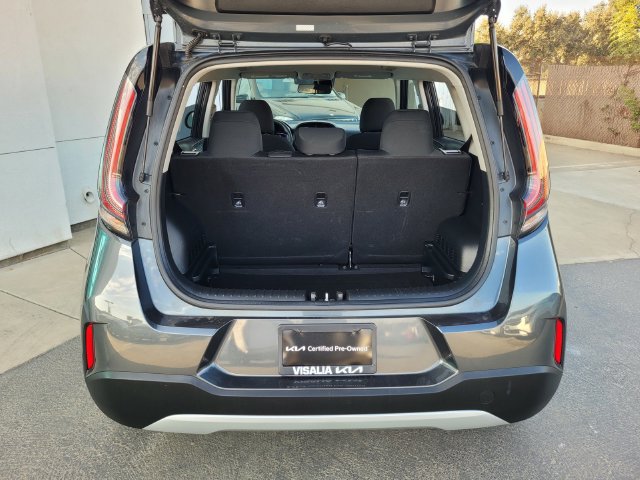 Certified 2025 Kia Soul LX w/ LX Technology Package FWD image 28