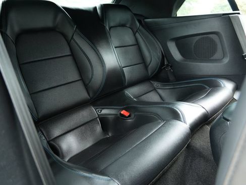Used 2018 Ford Mustang GT Premium w/ Equipment Group 401A RWD image 10