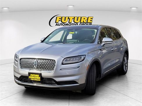 Certified 2021 Lincoln Nautilus Reserve image 3