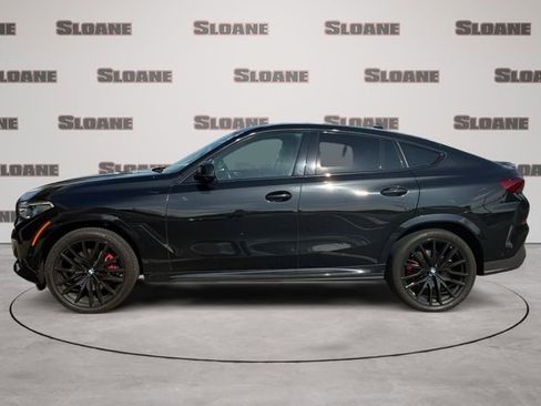 Used 2022 BMW X6 xDrive40i w/ Executive Package AWD/4WD image 2