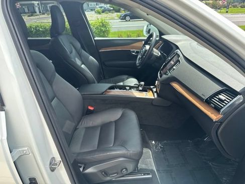 Used 2024 Volvo XC90 B6 Plus w/ Protection Package AWD/4WD image 15