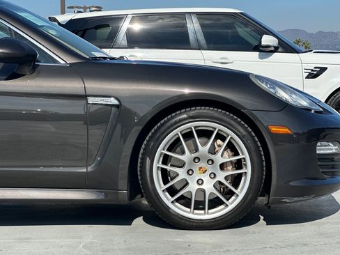 Used 2011 Porsche Panamera 4S image 34